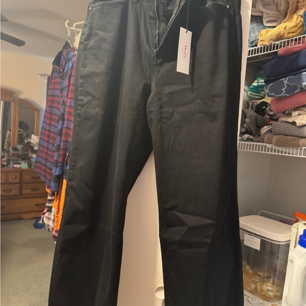 Tummy control 18W plus Black Flare & Wide Leg Jeans